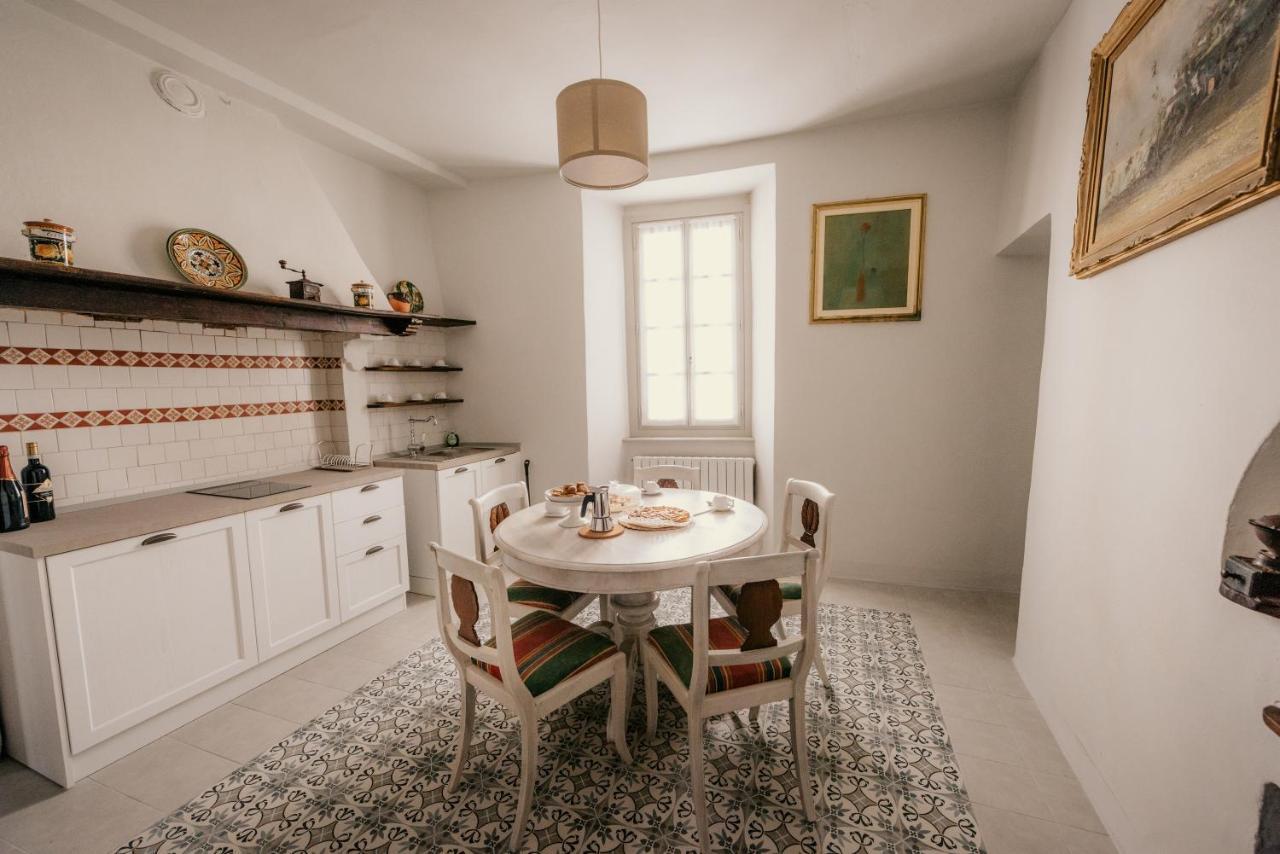 Casa Cecilia Διαμέρισμα Santo Stefano Belbo Εξωτερικό φωτογραφία