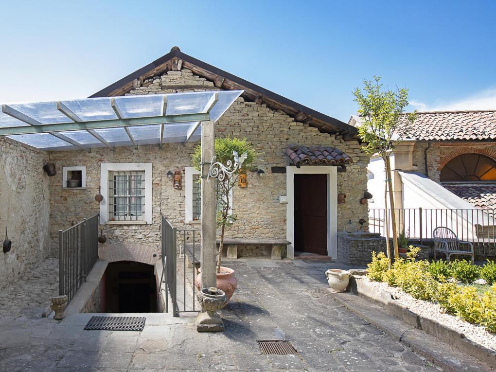 Casa Cecilia Διαμέρισμα Santo Stefano Belbo Εξωτερικό φωτογραφία